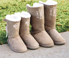 Load image into Gallery viewer, Kids Sherpa Tie Boots