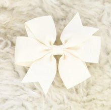 Load image into Gallery viewer, 3 Inch Ribbon Bow with Alligator Clip