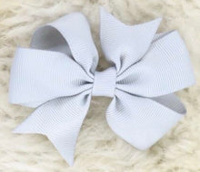 Load image into Gallery viewer, 3 Inch Ribbon Bow with Alligator Clip