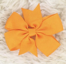 Load image into Gallery viewer, 3 Inch Ribbon Bow with Alligator Clip