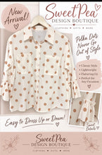 Load image into Gallery viewer, Polka Dot 3/4 sleeve top
