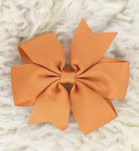 Load image into Gallery viewer, 3 Inch Ribbon Bow with Alligator Clip
