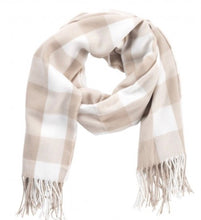 Load image into Gallery viewer, Buffalo check scarfs
