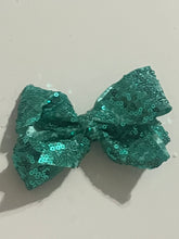 Load image into Gallery viewer, Sweetpea Sparkly Bow
